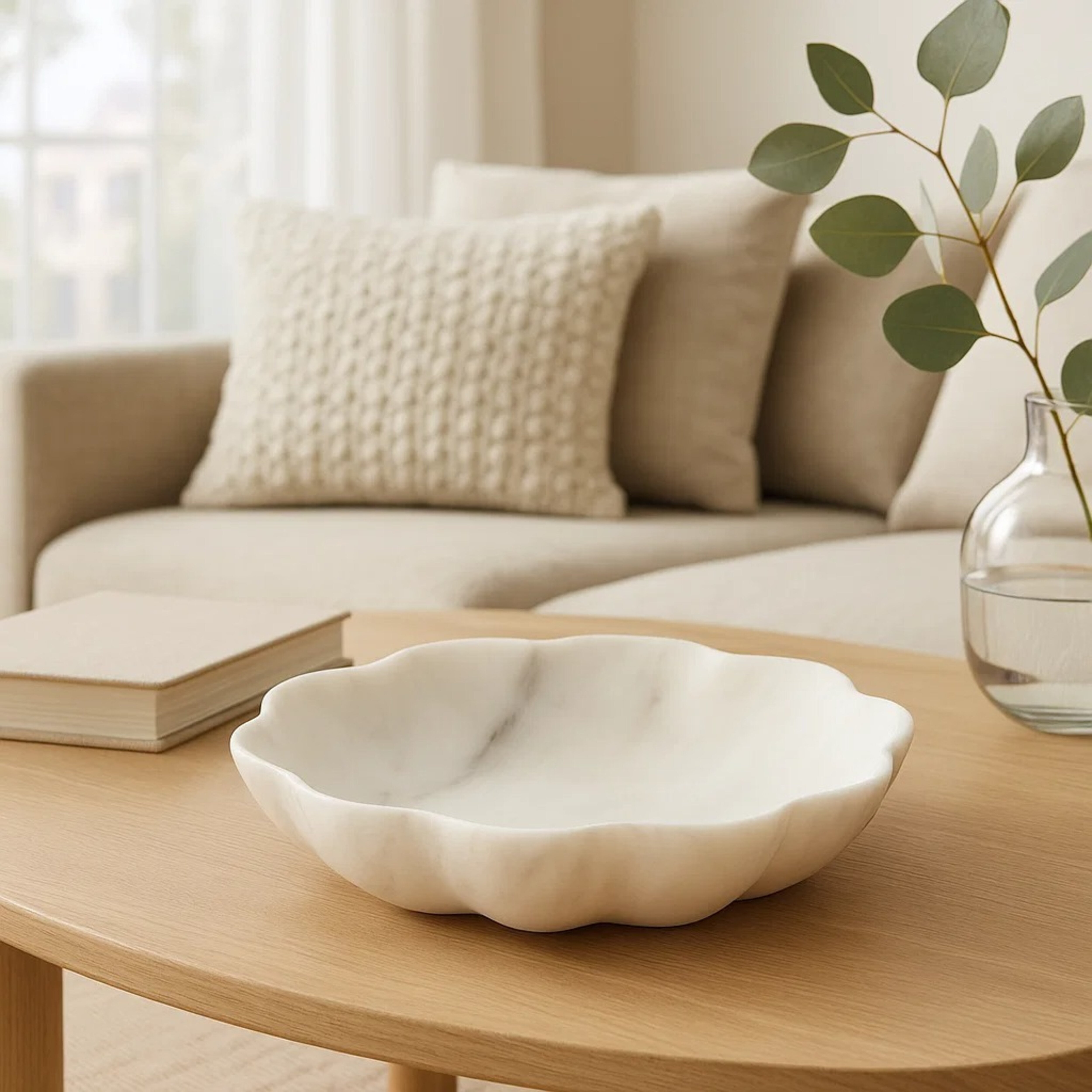 Visso White Marble Scalloped Bowl | Medium